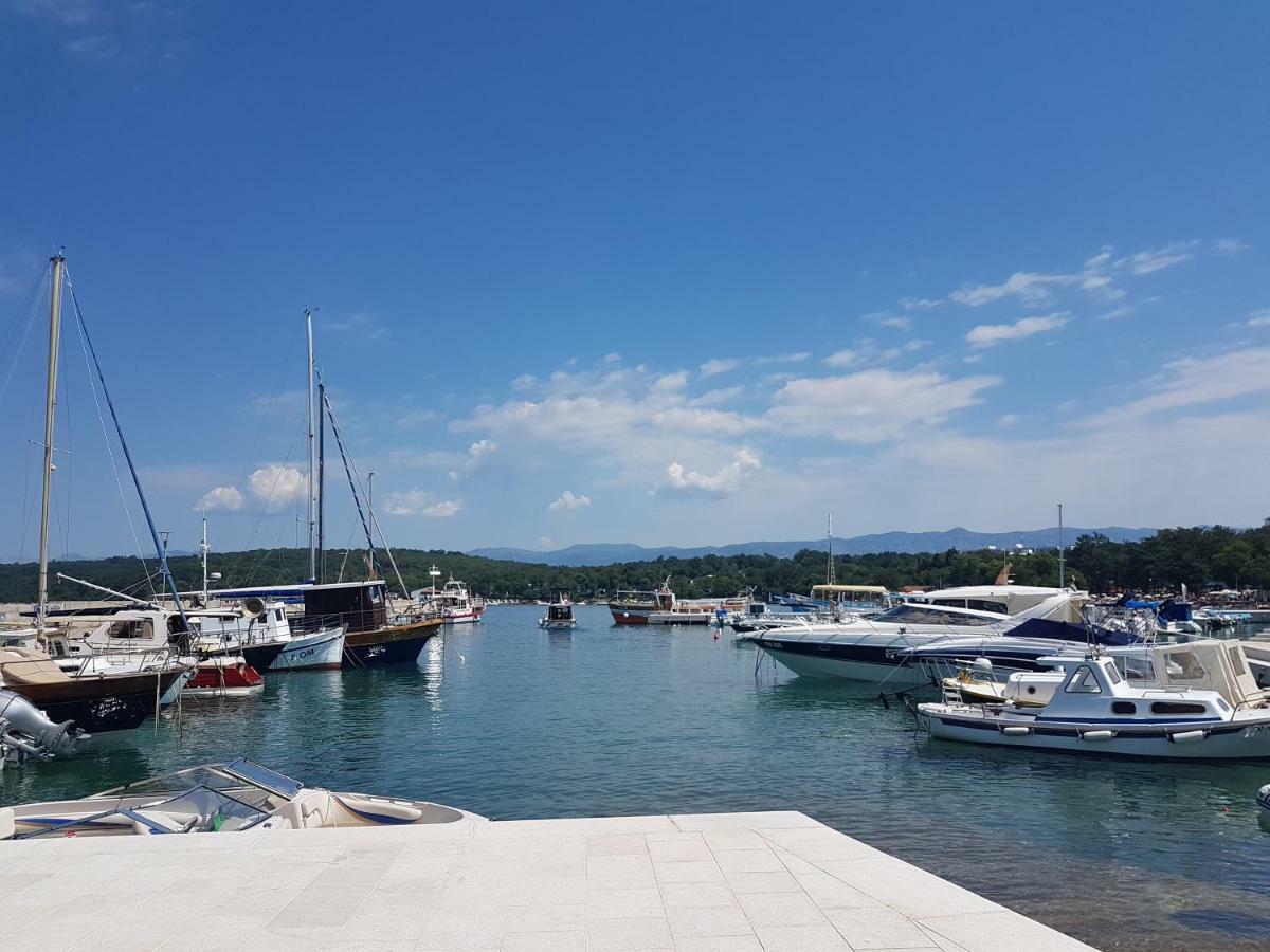 Apartmán Vijon Njivice Exteriér fotografie
