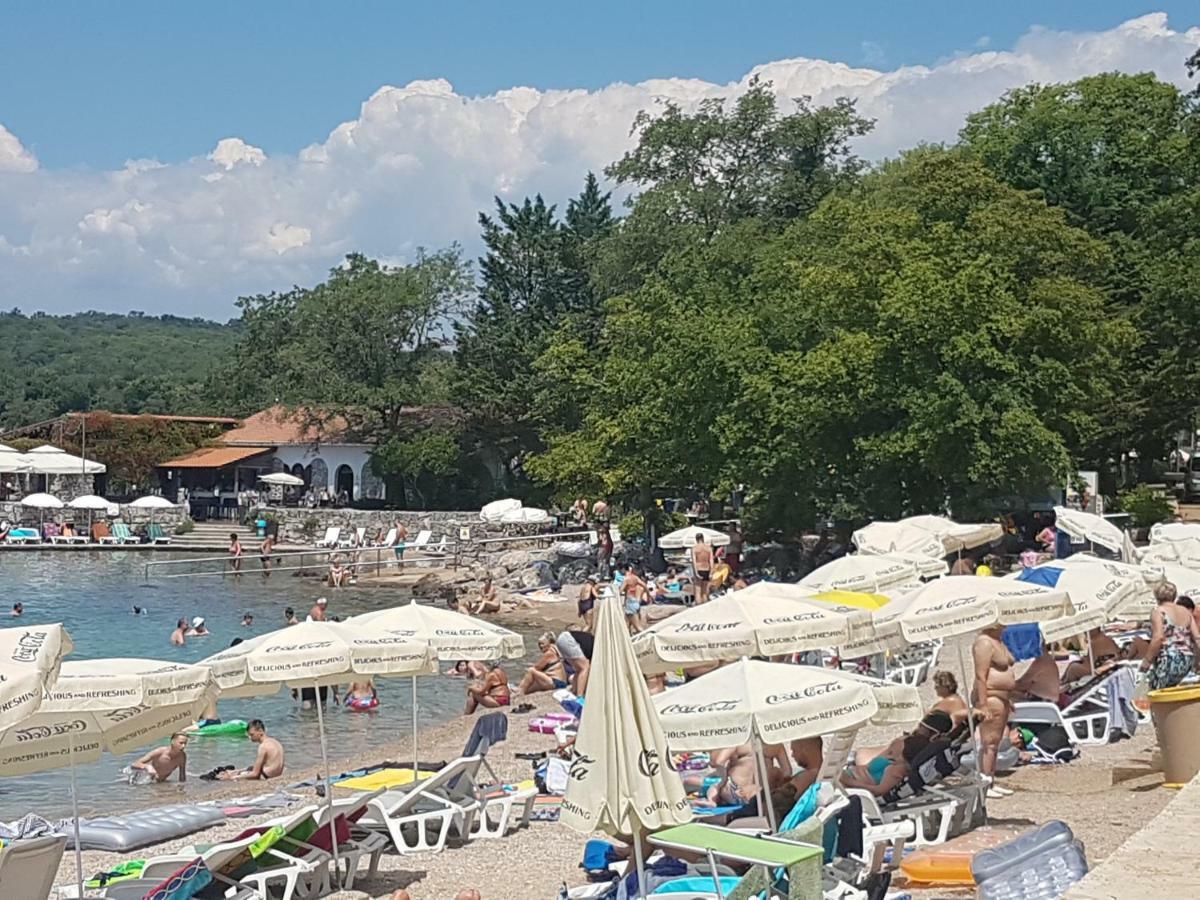Apartmán Vijon Njivice Exteriér fotografie