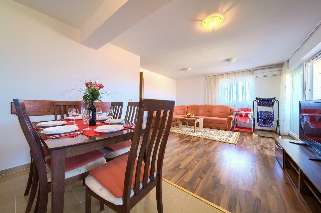 Apartmán Vijon Njivice Exteriér fotografie