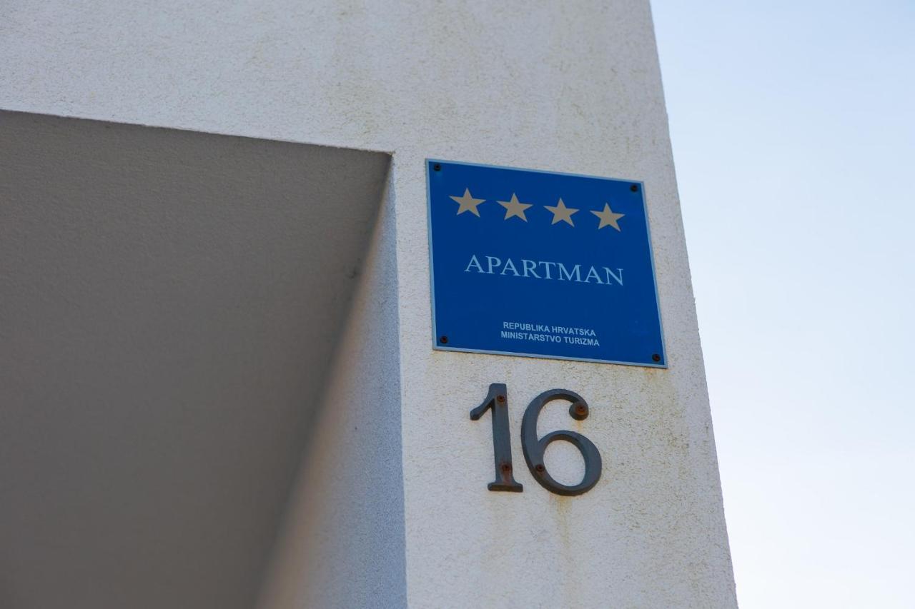 Apartmán Vijon Njivice Exteriér fotografie