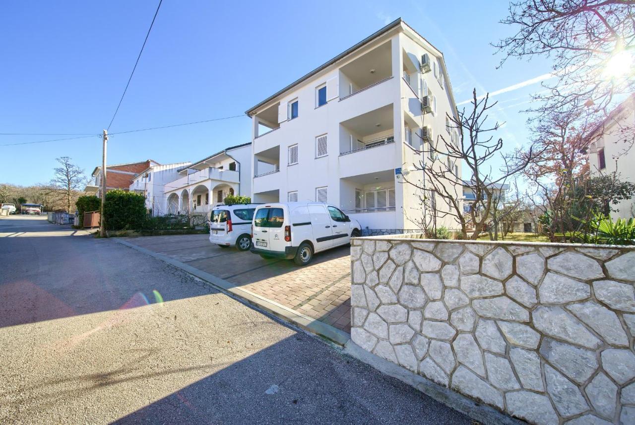 Apartmán Vijon Njivice Exteriér fotografie